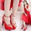 中式结婚鞋子女红色婚礼新娘鞋高跟防水台婚纱敬酒红鞋秀禾鞋粗跟