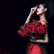 影楼摄影道具 装饰仿真红玫瑰 单支玫瑰花 实心玫瑰花 酒红大玫瑰