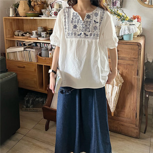 日系文艺复古民族风重工，刺绣短袖衬衫夏季灯笼袖白色减龄上衣女