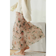 粉色玫瑰印花不规则，压褶长款高腰显瘦遮跨宽欧根纱雪纺半身裙2023