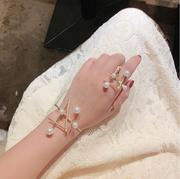 欧美小众设计夸张复古不规则，方形珍珠戒指手镯高级感手饰套装女