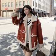 红色麂皮绒羊羔毛外套(毛，外套)女秋冬2023韩版立领设计感加厚皮毛一体