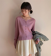 浅紫色上衣高级感配裙子，的小外套，2024春秋奶蓝色开衫针织外搭
