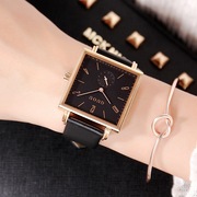 女时尚款手表潮流士皮带，简约方形石英，真皮白色黑色普通国产腕表