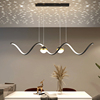 现代简约轻奢网红餐厅吊灯设计师，饭厅吧台led灯，创意星空投影灯具