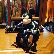 上海迪士尼国内米奇光轮摩托遥控发光摩托赛车儿童玩具车礼物