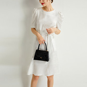 裙子显瘦连衣裙遮肉时尚2024圆领，收腰系带白色，提花真丝仙女裙