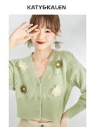 2024年女设计感小众v领针织，开衫短款绿色花朵毛衣女(毛，衣女)长袖外套