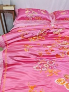 定制婚庆四件套红色龙凤喜丝绸缎，被套四件套结婚复古中式结婚床上