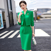 绿色短款西装时尚职业套装，女2024春秋，高级感修身西服连衣裙