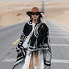 民族风黑色披肩女秋冬围巾新疆西藏西北旅游度假穿搭沙漠斗篷拍照