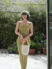 致知绿色针织修身版型工字背心，式吊带连衣裙2023夏季显瘦性感