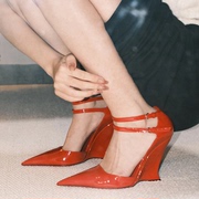包头凉鞋红色尖头坡跟，高跟鞋女2024春豹纹时装性感玛丽珍单鞋