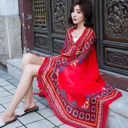 青海西藏云南茶卡盐湖旅游拍照披肩女民族风挂须红色围巾沙漠丝巾
