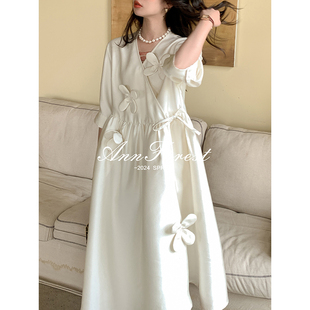 手工花朵定位优雅礼服连衣裙，安妮森林2024白色，设计感大码亲肤
