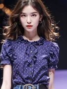 气质独特别致小上衣，韩系chic今年流行漂亮小衫小个子紫色波点衬衫