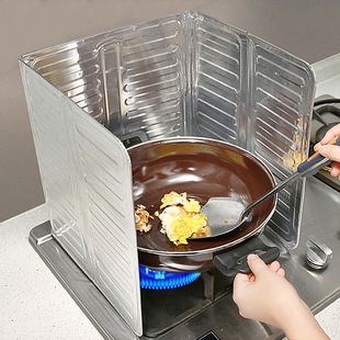 日本煤气灶台挡油板厨房，防油贴纸炒菜防油溅铝箔耐高温隔油隔热板