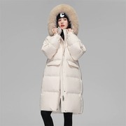 雪中飞羽绒服女冬季长款连帽貉子大毛领宽松保暖时尚外套