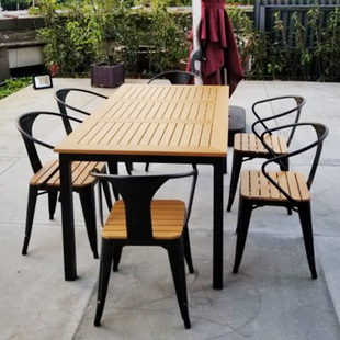室外桌椅露天露台休闲铁艺，桌椅庭院花园奶茶咖啡店塑木户外桌椅