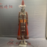 裕固族演出服装民族传统盛装，服饰男装女装展览舞蹈演出服