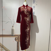 红色旗袍妈妈婚宴礼服高级感韩国绒长袖高贵洋气喜婆婆结婚喜服