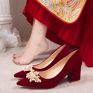 秋季婚鞋女粗跟2023新娘中式红色加绒秀禾婚纱两穿高跟不累脚