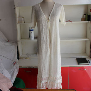 日本原单针织(单针织)镂空花，袖订珠开衫披风，外套蕾丝花边拼接防晒衣空调衫