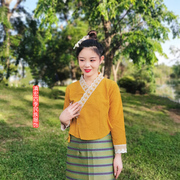泰国压花面料傣族女装单上衣、蕾丝花边修身长袖生活装演出服