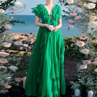 2024 女神范 绝美度假绿色雪纺连衣裙礼服长裙 越南设计师