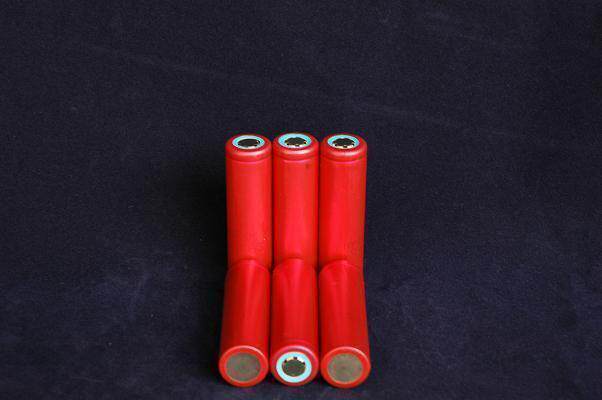 原装/进口/三洋2600MAH/18650锂电池/特价销售/正品