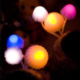 阿凡达蘑菇灯光控感应led灯盆栽小夜灯床头台灯创意新年元旦礼物