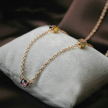 Tiro de lujo del mundo real bellamente decoradas gran conjunto famoso collar de acero de titanio rosa pulsera de oro
