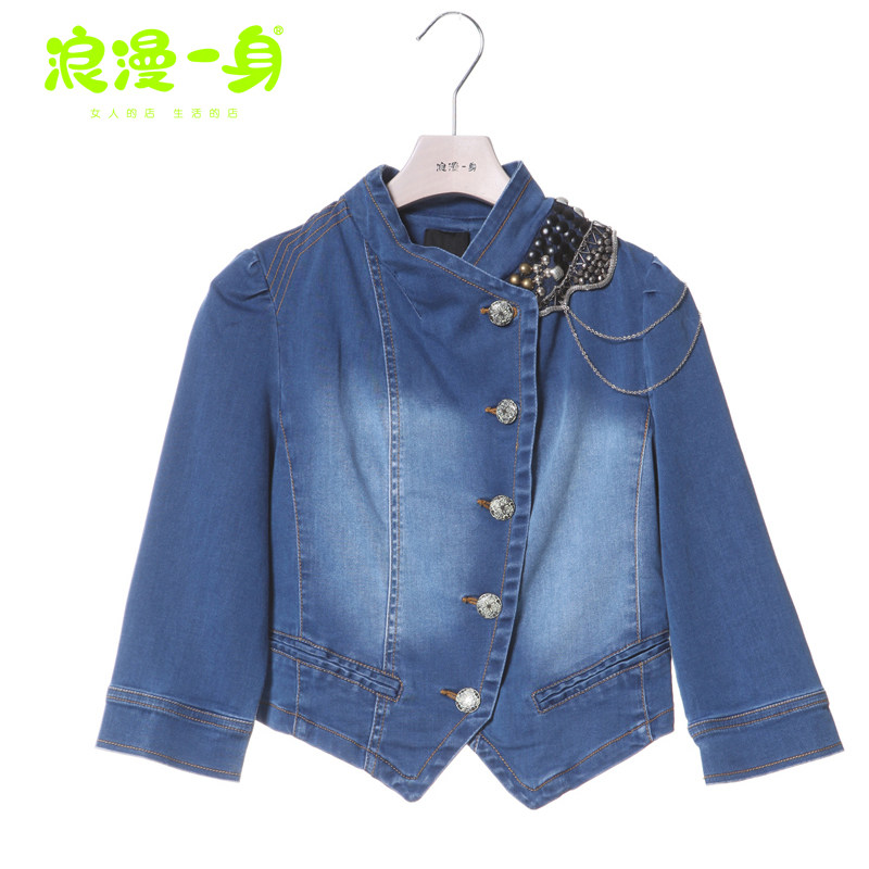 <span class=H>浪漫</span><span class=H>一</span><span class=H>身</span>2012新款牛仔水洗九分袖肩章小西装外套 8.9折包邮