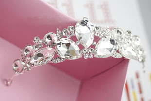  带蝴蝶新娘头饰婚礼结婚 饰品 配饰 皇冠 发饰 水钻皇冠 1181