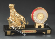 Oficina de negocios de suministros de decoración regalo * souvenirs * tambores tigre de jade de huxiaoshan río y está convencido de que las promociones financieras