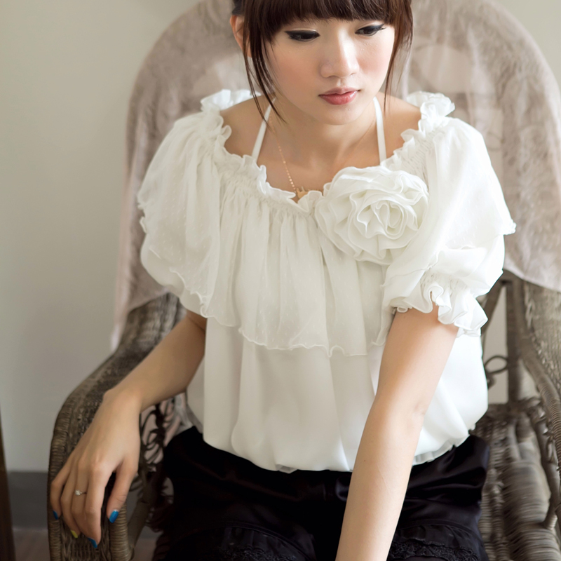 2012 new pattern Wu Yun Word collar T-shirts Puff Sleeve Chiffon Shirt Lace shirt Coat.in the Women's clothing/Boutique , Lace shirt/Chiffon shirt category - from Buy2taobao.com to provide professional Taobao agent buy service