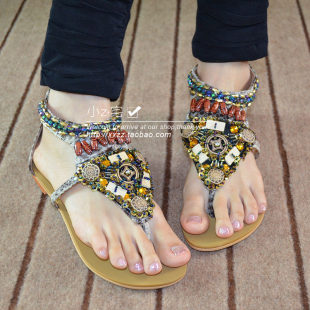  夏季复古手工串珠女凉鞋波西米亚民族风花朵平底夹趾罗马蛇纹凉鞋