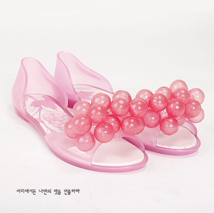 kvoll（韩国）女<span class=H>鞋</span> 低跟<span class=H>鱼嘴</span>树脂葡萄装饰凉<span class=H>鞋</span> 3402粉红色