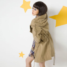 【新品春装】2010春装太平鸟女装轻逸长风衣LB910042专柜正品