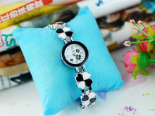 Señora Trébol reloj pulsera blanco y negro [59682] Tabla 2011 pulsera brazalete de la Sra. personalizada nueva