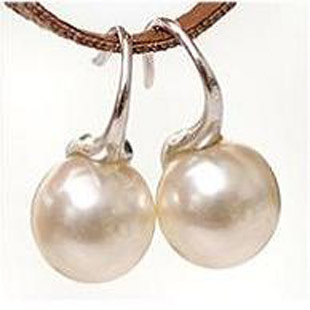 珠宝,钻石,翡翠,黄金冲三钻!送平安观音,超值热