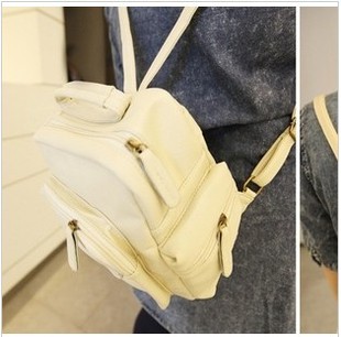  超轻运动学院风双肩包 韩版双肩包 女学生书包单肩背包男女旅行包