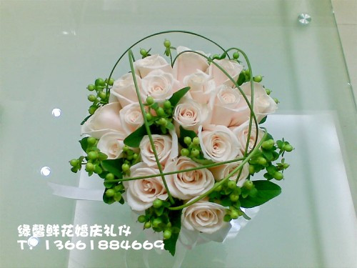 上海新娘手捧花-婚禮婚慶鮮花-鮮花婚禮布置-小凡花坊XF090在類目 鮮花速遞/花卉仿真/綠植園藝, 婚禮鮮花布置, 新娘手捧花中 - 來自Buy2taobao.com提供專業的淘寶代購服務