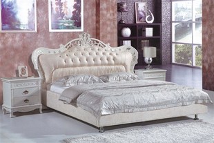 品牌欧式真皮床1.8米5双人床时尚太子，床白配黄色软体皮艺婚床