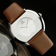 CK relojes oval personalizada especial desenfadados de moda de cuarzo harina de mesa de café con varios colores neutros
