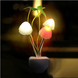 led光控蘑菇小夜灯创意，阿凡达插电节能灯梦幻，装饰灯感应灯