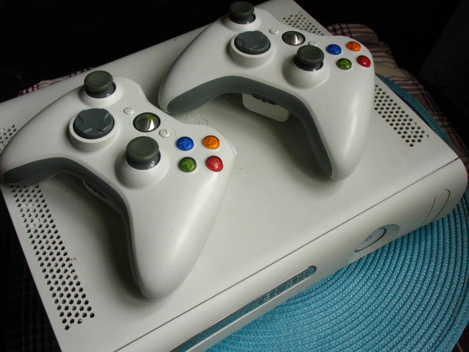 家用游戏机,小霸王ET-10032位电视互动游戏机