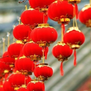  喜庆婚庆用品/活动庆典大红灯笼/小灯笼8CM带吸盘可批发