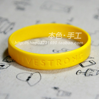 疯狂促销包邮-正品NIKE+ LIVESTRONG 励志腕带/手环/骑友必备