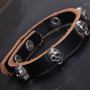 男士新款 骷髅头钉真皮手链 头层牛皮手环 韩版饰品 中性朋克手绳